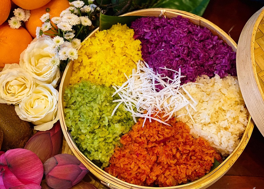 Five-Colored Sticky Rice (Xoi Ngu Sac)