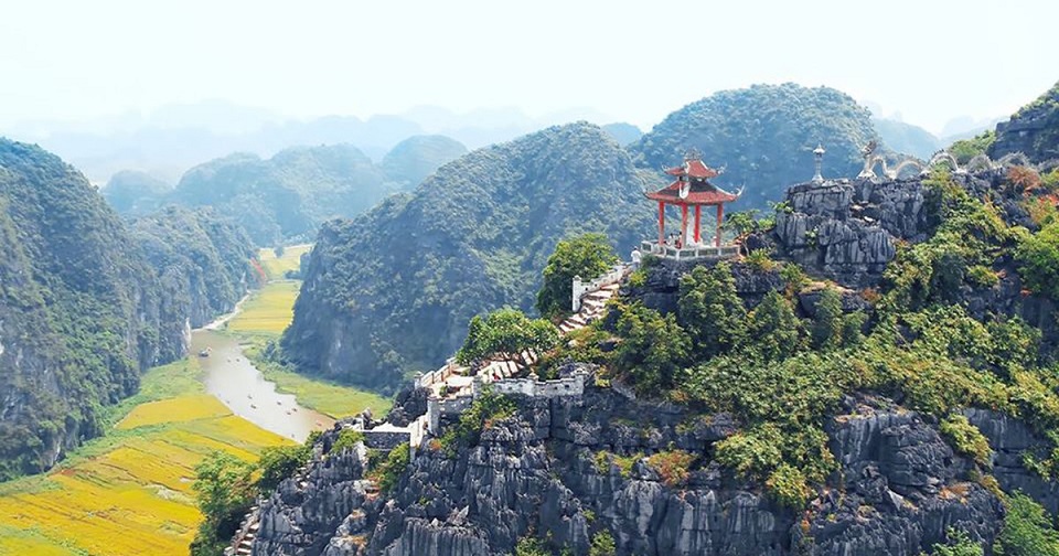 Mua Cave in Ninh Bình