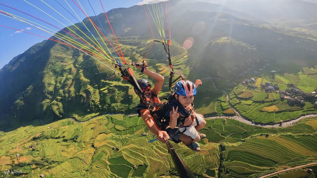 Paragliding Excursion