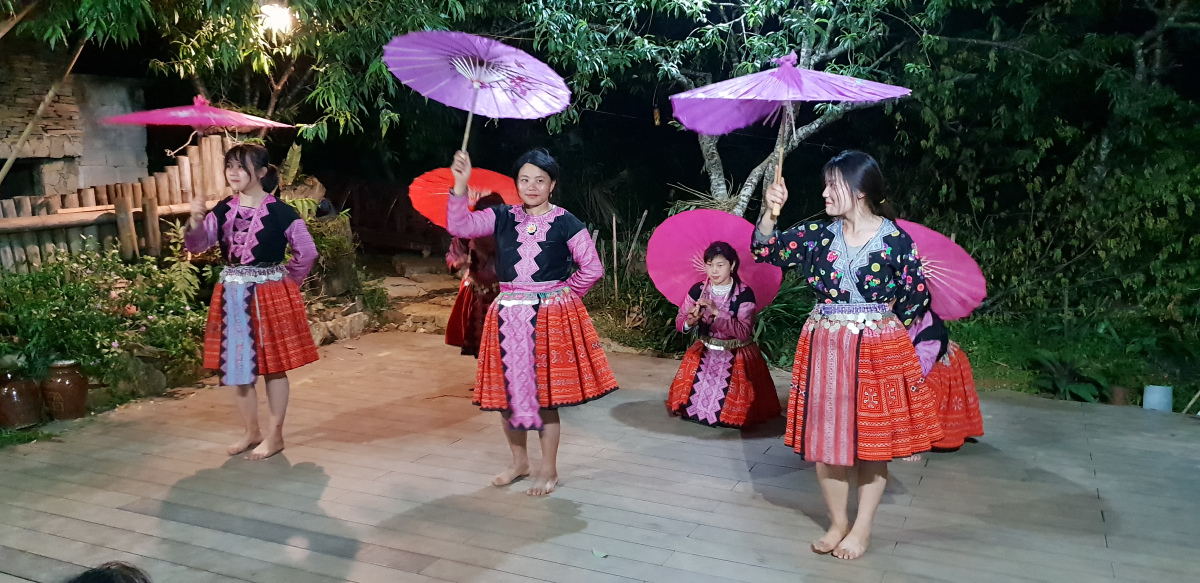 Soak up the culture in Hua Tat Village