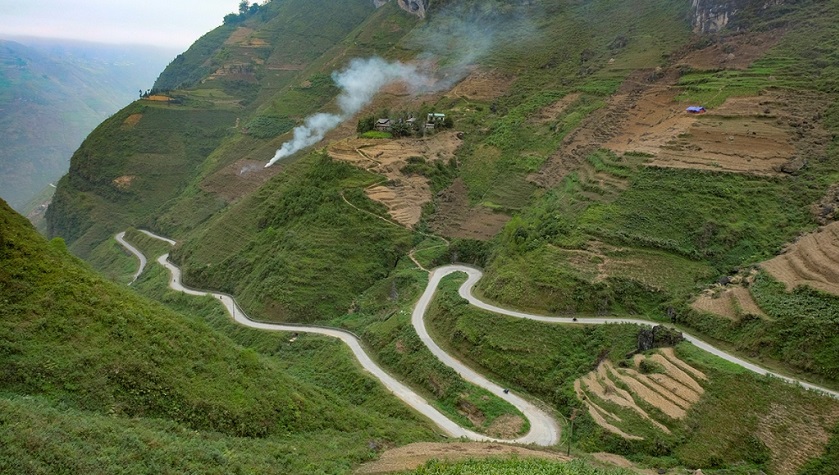 The Bac Ha Loop