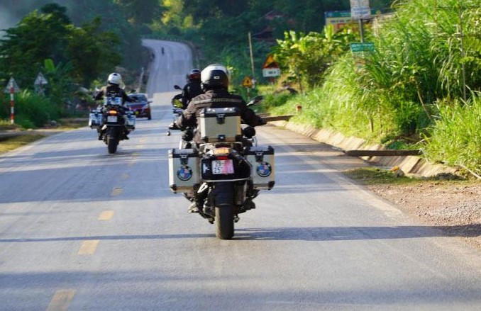 mekong bmw motorcycle trip exploring nine gate of mekong river 7 days 2