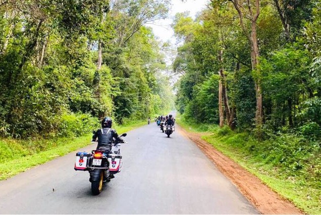 mekong bmw motorcycle trip exploring nine gate of mekong river 7 days